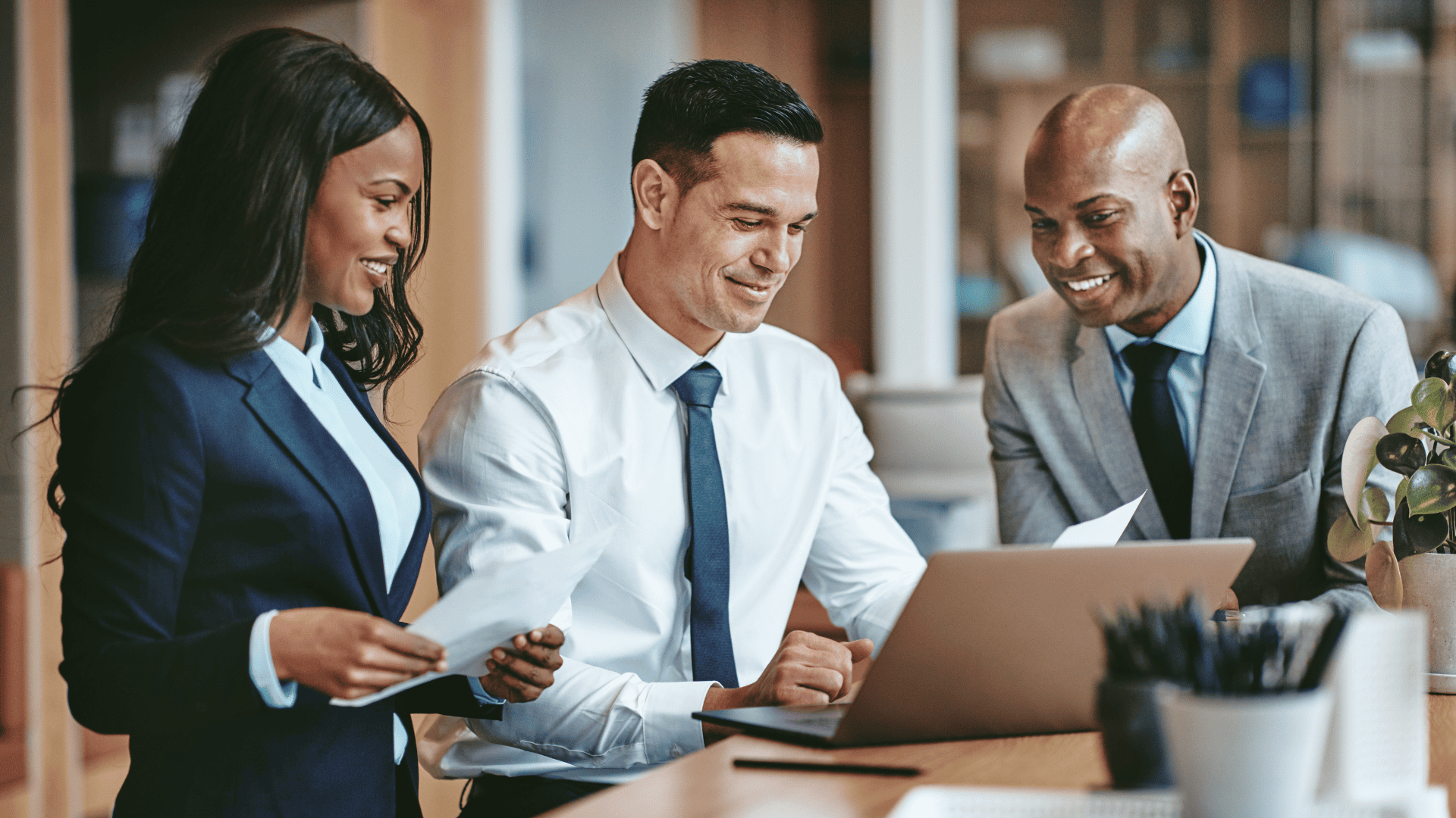 business-people-working